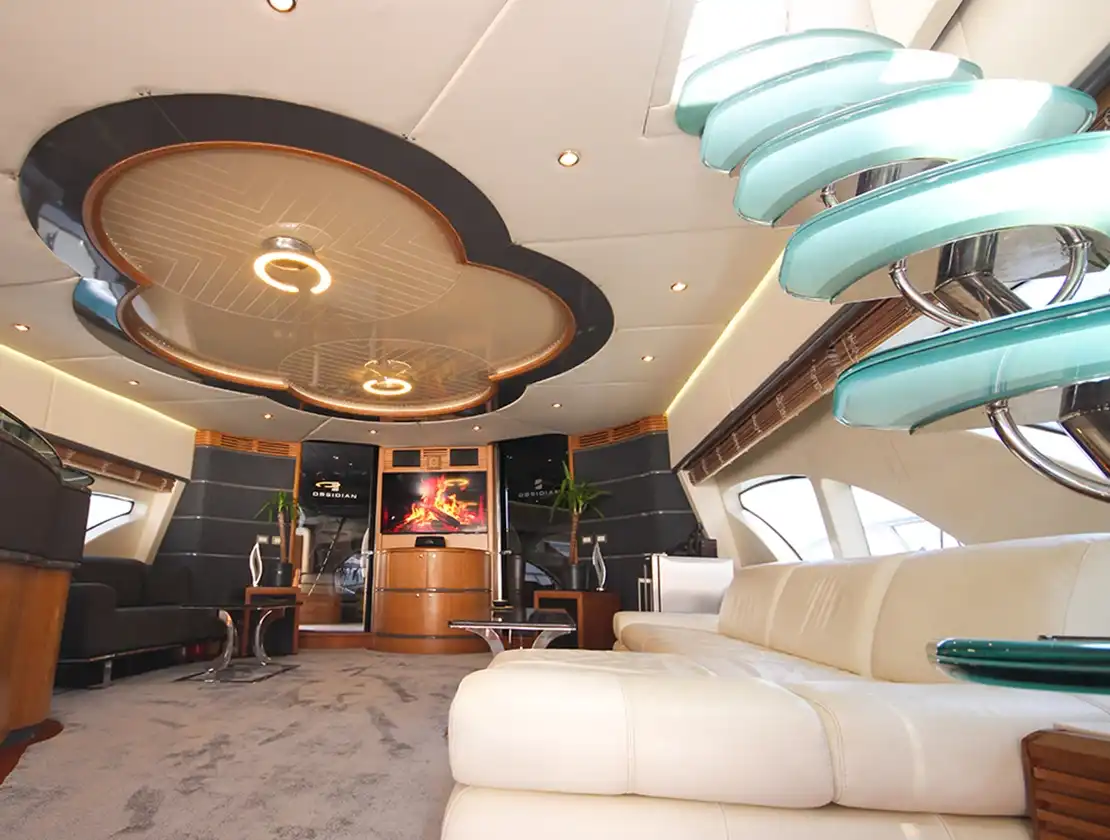 Antalya Yacht Rental Azimut Leonardo 98 